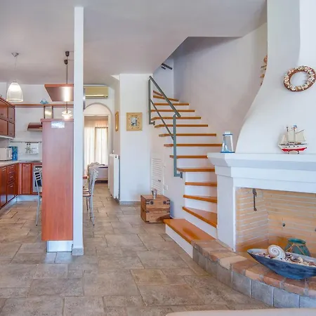 Avlaki Beachfront Villa