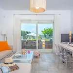 Avlaki Beachfront Villa Kassiopi