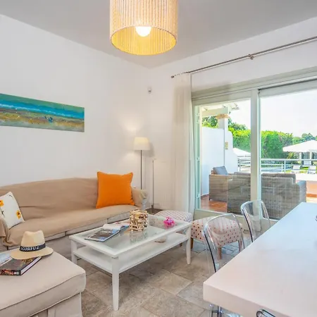 Avlaki Beachfront * Kassiopi