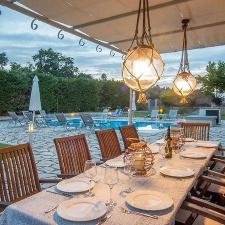 Avlaki Beachfront *
